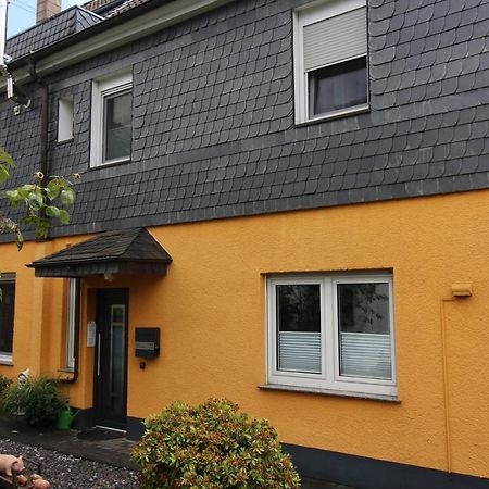 Privatzimmer Haus Gruenewald Solingen Exterior foto