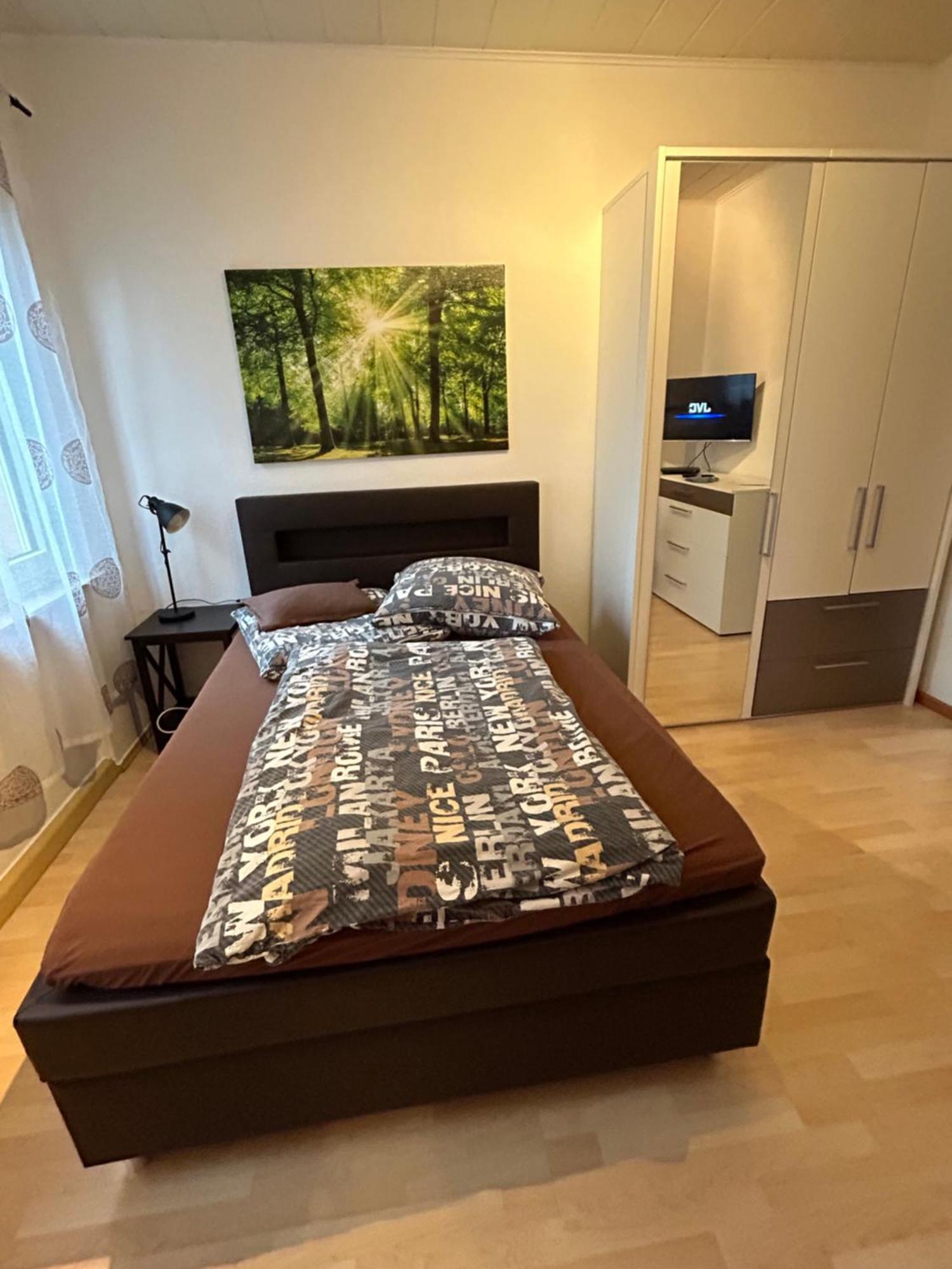 Privatzimmer Haus Gruenewald Solingen Exterior foto